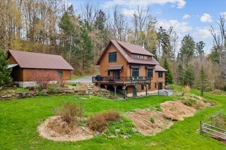 475 Carroll Mountain Lane, Morrisville, VT 05661