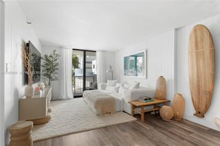 4301 Collins Ave #207, Miami Beach, FL 33140