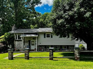 134 Burning Tree Dr, Beckley, WV 25801