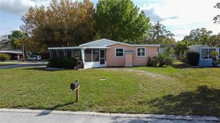 10216 109th Ave, Largo, FL 33773