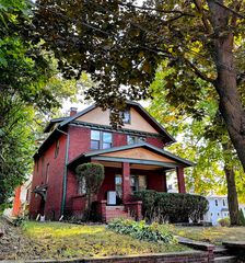 183 Oakdale Ave #A, Akron, OH 44302