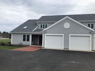 24 Beatrice Ln #8, West Yarmouth, MA 02673