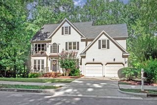 8016 Tylerton Dr, Raleigh, NC 27613