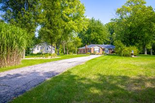 4631 N  330 W, Columbus, IN 47201