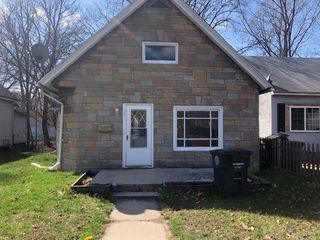 1325 Obrien St, South Bend, IN 46628