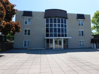 9500 N  Green Bay Rd #108, Milwaukee, WI 53209