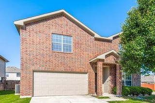 8500 Shallow Creek Dr, Fort Worth, TX 76179