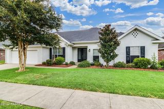 300 Caravan Dr, Lafayette, LA 70506