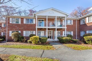 4 Bayberry Dr #3, Sharon, MA 02067