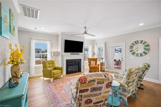 1631 Cross Village Ave, Kernersville, NC 27284