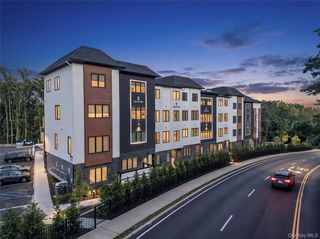 7 Valley Way #220, Nanuet, NY 10954