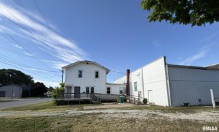 1614 E  Knox St, Galesburg, IL 61401