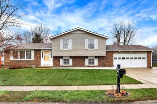 7705 Snowflake Dr, Indianapolis, IN 46227