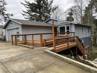 2754 NE Reef Ave, Lincoln City, OR 97367