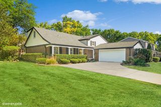 3124 N  Windsor Dr, Arlington Heights, IL 60004