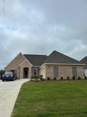 209 Baleigh Dr, Canton, MS 39046