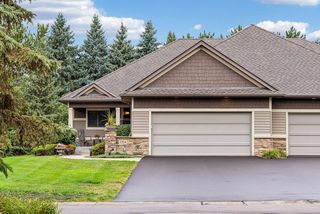 1354 Holly Ave N, Oakdale, MN 55128
