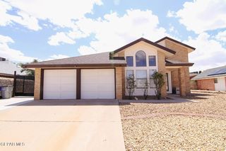 11532 Tom Ulozas Dr, El Paso, TX 79936