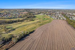 SW 53rd St, Topeka, KS 66610