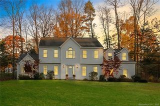 1 Pilgrims Way, Gaylordsville, CT 06755