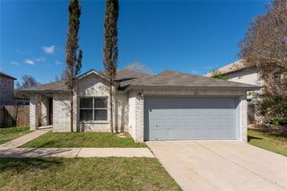 315 E  Bello Dr, Leander, TX 78641