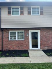 380 Northgate Dr #1-H, Apollo, PA 15613
