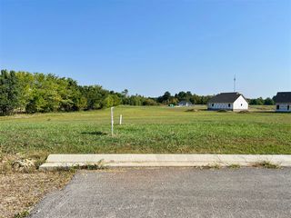 1212 Catherine Ct #61, Franklin, KY 42134