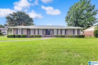 213 Crista Cir, Gardendale, AL 35071