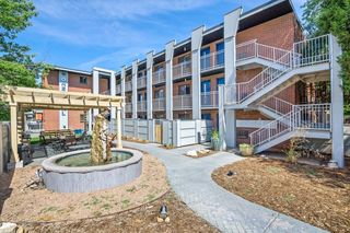 1 N  Pearl St #302, Denver, CO 80203