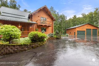 1070 W  Gail Dr, Wasilla, AK 99654