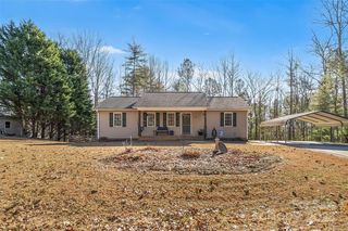 2765 Hollybrook Ln, Morganton, NC 28655