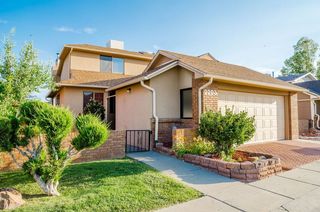 2203 Heights Dr, Farmington, NM 87401