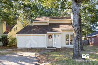1008 McNeil Ave, Mobile, AL 36609