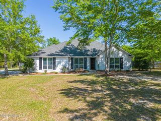 8521 Julia Dr, Vancleave, MS 39565