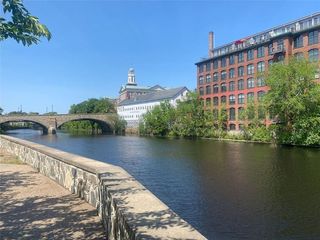 10 Exchange Ct #608/609, Pawtucket, RI 02860