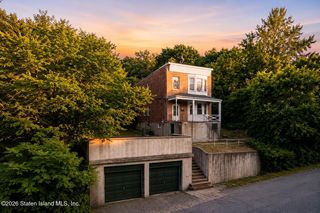 180 Stanley Ave, Staten Island, NY 10301