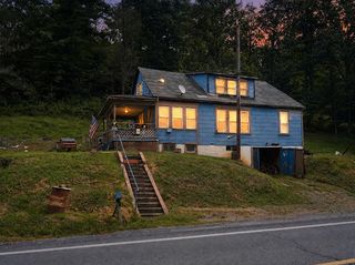 4462 Pike Road, Ellenboro, WV 26346