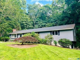 10 Glenwood Terrace, Cromwell, CT 06416