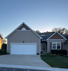 4317 S  Coachman Dr, Independence, MO 64055