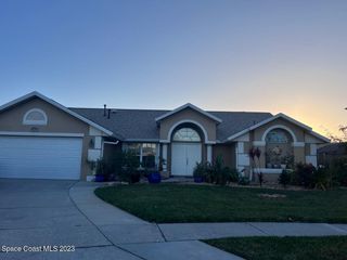 1952 Jacques Dr, Melbourne, FL 32940