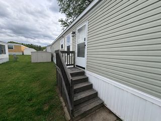 831 N  Pontiac Trl #91-108, Walled Lake, MI 48390