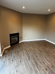 527 Verde Dr, Schaumburg, IL 60173