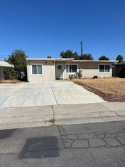 6043 Jansen Dr, Sacramento, CA 95824