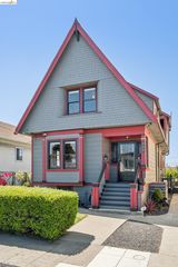 933 37th St, Oakland, CA 94608