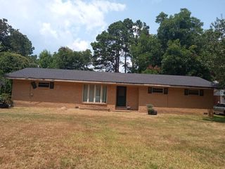 1108 Abernathy St, Fordyce, AR 71742