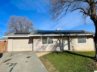 1745 El Cerrito Dr, Red Bluff, CA 96080