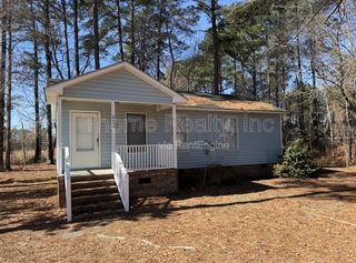 2240 Sherwood Ave, Tarboro, NC 27886