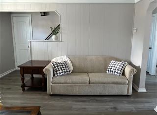 326 W  Bagley Rd, Berea, OH 44017