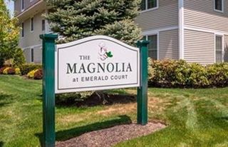 1218 Emerald Ct, Tewksbury, MA 01876