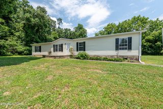 8154 Harmon Rd, Powell, TN 37849